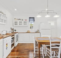 The Cottage on Lamington - Accommodation Melbourne