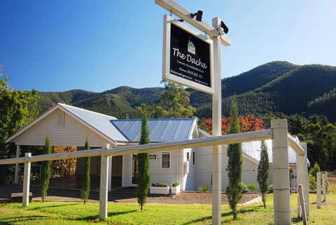 The Dacha - Accommodation Melbourne 0