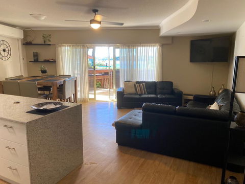 The Esplanade Holiday Apartments - Accommodation Melbourne 1