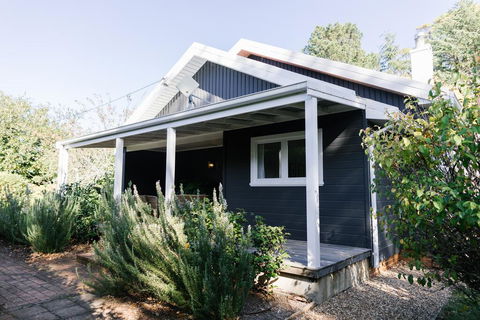 The Farm House At Springfield - Accommodation Melbourne 0