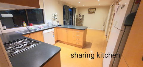 The Flower Homestay - Accommodation Melbourne 3