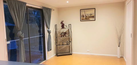 The Flower Homestay - Accommodation Melbourne 2
