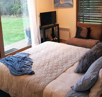 The Gurdies Room with Amazing Sunset Views - Accommodation Melbourne