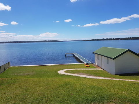 The Lake Escape - Melbourne 4u 0