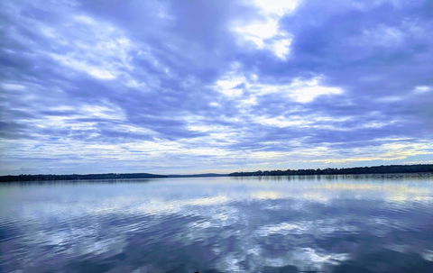 The Lake Escape - Melbourne 4u 2