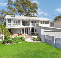 THE LAKE HOUSE - WiTH SWIMMING POOL - Accommodation Melbourne