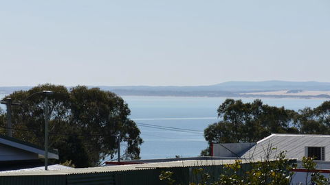The Love Shack - Bridport - Accommodation Melbourne 2