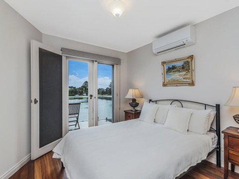 The Moorings - Accommodation Melbourne 1