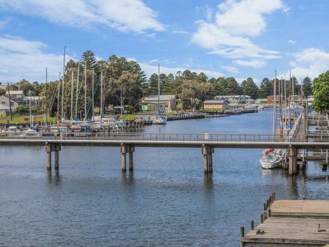 The Moorings - Accommodation Melbourne 2