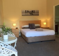 The Nosh  Nod - Howick Street - Accommodation Melbourne