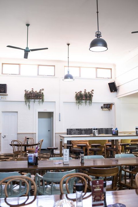 The Oaks Hotel - Accommodation Melbourne 3