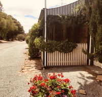 The Olde Devonshire House - Accommodation Melbourne
