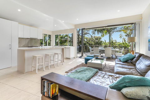 The Peachy Life, Sunshine Beach - Accommodation Melbourne 3