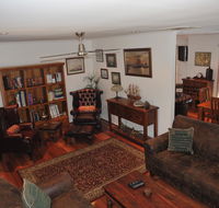 The Pommy Tree - Accommodation Melbourne