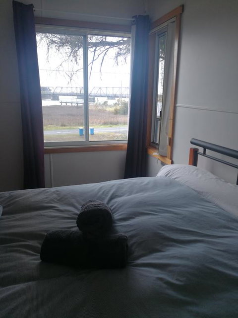 The Shack - Accommodation Melbourne 3