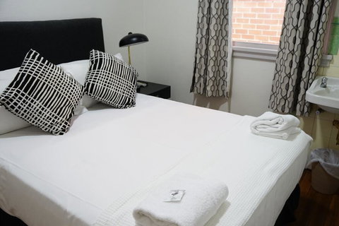 The Tamworth Hotel - Accommodation Melbourne 2