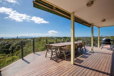The Views: Entertainers' Deck And Bay Views - Accommodation Melbourne 0