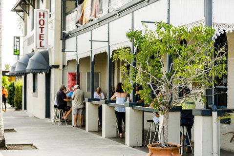 The Waterloo Bay Hotel - Accommodation Melbourne 1