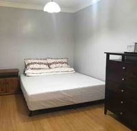 Thomastown antique house en-suite room - Accommodation Melbourne