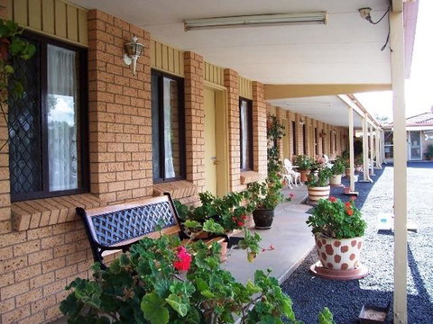 Three Ways Motel - Accommodation Melbourne 0