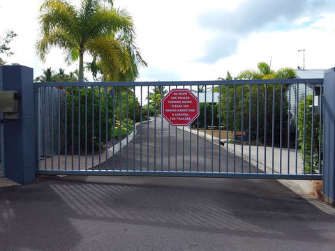 Tin Can Bay Marina Villas - Accommodation Melbourne 3