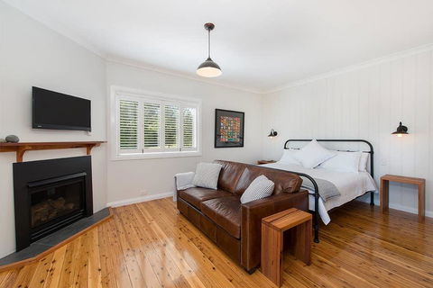 Toms Cottage - Wilgowrah -A Country Escape - Accommodation Melbourne 1
