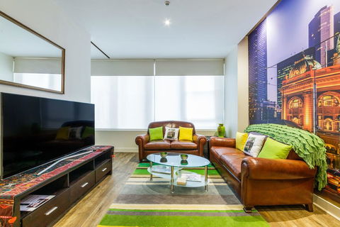 Tram Stop 5 - Accommodation Melbourne 3