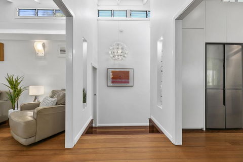 Tranquil & Tropical, Sunshine Beach - Accommodation Melbourne 3