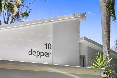 Tranquil & Tropical, Sunshine Beach - Accommodation Melbourne 1