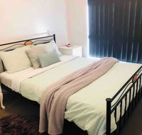 TranquilFamilyPet FriendlyFree WiFiBreakfast - Accommodation Melbourne