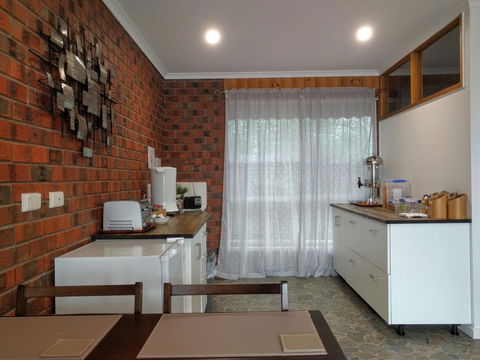 Travellers Inn Kaniva - Accommodation Melbourne 2
