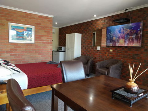 Travellers Inn Kaniva - Accommodation Melbourne 0