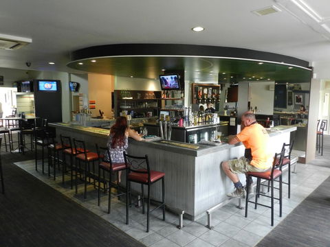 TRC Hotel - Accommodation Melbourne 1