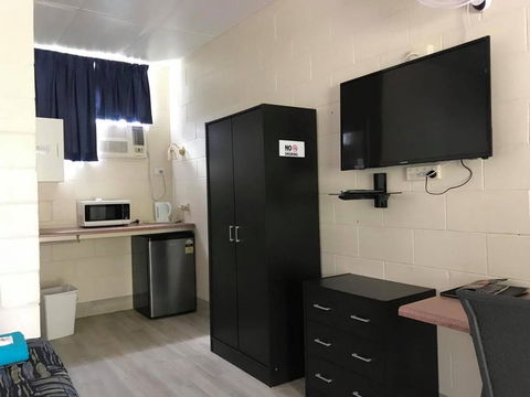 Tropical City Motor Inn - Melbourne 4u 1
