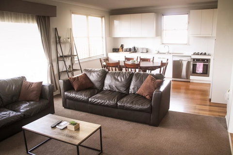 Tuna Sleepover - Accommodation Melbourne 3