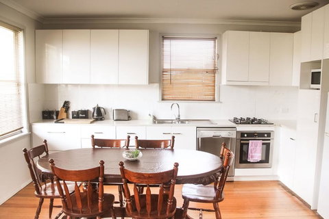 Tuna Sleepover - Accommodation Melbourne 2