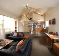 TWOFOURTWO Boutique Apartments - Accommodation Melbourne