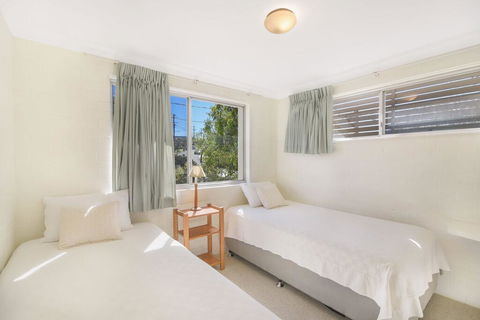 Unit 3 At 4 Pelican Street, Peregian Beach, Noosa Shire - Accommodation Melbourne 2