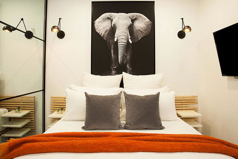 Urban Rest - Young St - Accommodation Melbourne 3