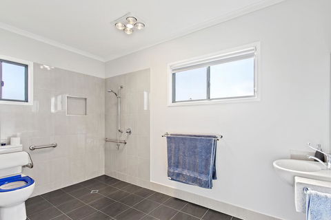 Valley Cabins By The Creek - Accommodation Melbourne 3