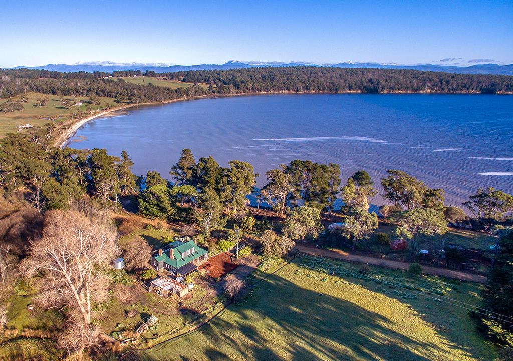 Longley TAS Accommodation Melbourne