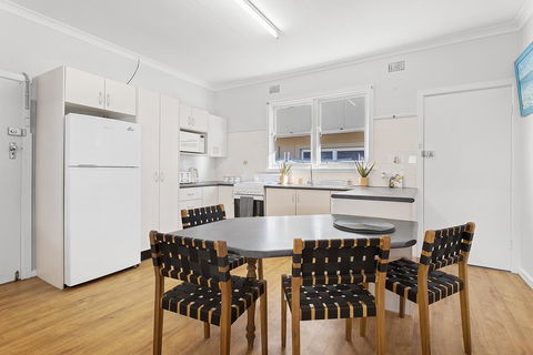 Victoria Parade, 29B - Accommodation Melbourne 3