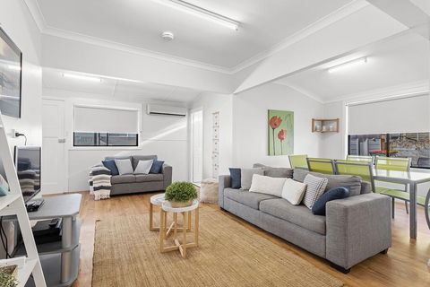 Victoria Parade, 29B - Accommodation Melbourne 0