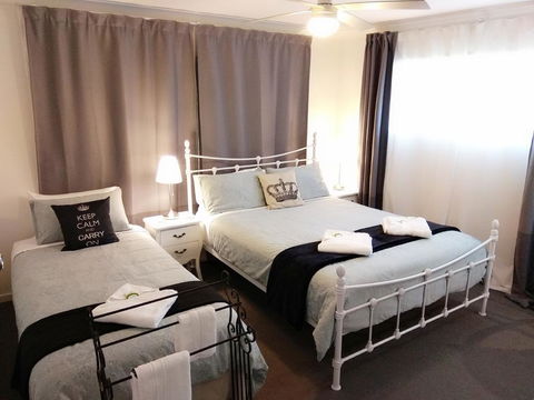 Victoria At Redcliffe Bed & Breakfast - Accommodation Melbourne 0