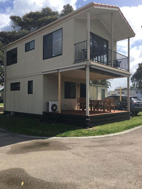 Villa By The Lake - Accommodation Melbourne 1