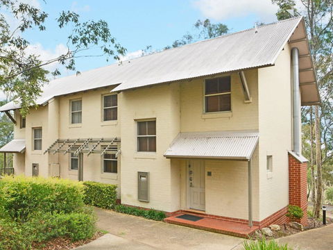 Villa Executive 2br Rose Resort Condo Located Within Cypress Lakes Resort (nothing Is More Central) - Accommodation Melbourne 0