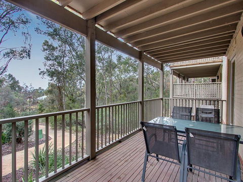 Villa Spa Executive 1br Burgundy Resort Condo Located Within Cypress Lakes Resort (nothing Is More Central) - Accommodation Melbourne 0