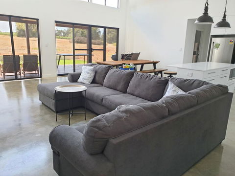 Vines And Stars - Accommodation Melbourne 0