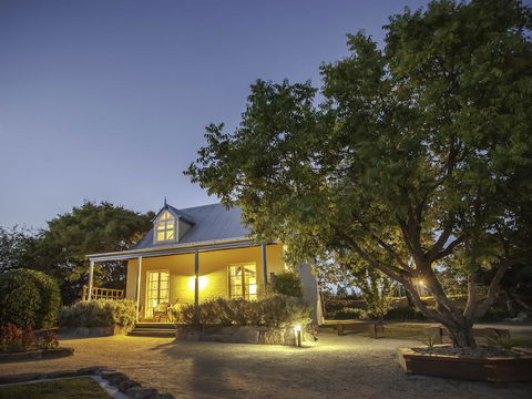 Vineyard Cottages - Accommodation Melbourne 0