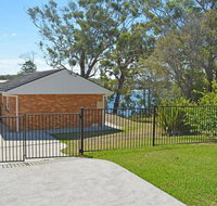 Wanda Magic' 19 Randall Drive - beautiful water front house - Accommodation Melbourne